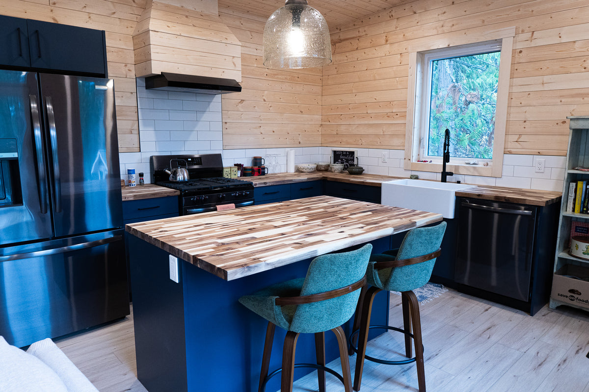 One Bedroom Home + Matching Peak Sauna